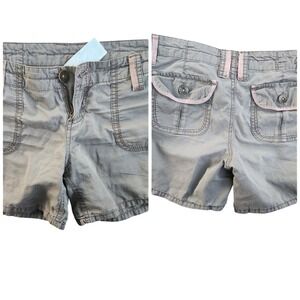 Garage Cargo Shorts with Pink Accent Details - Casual Everyday Style‎